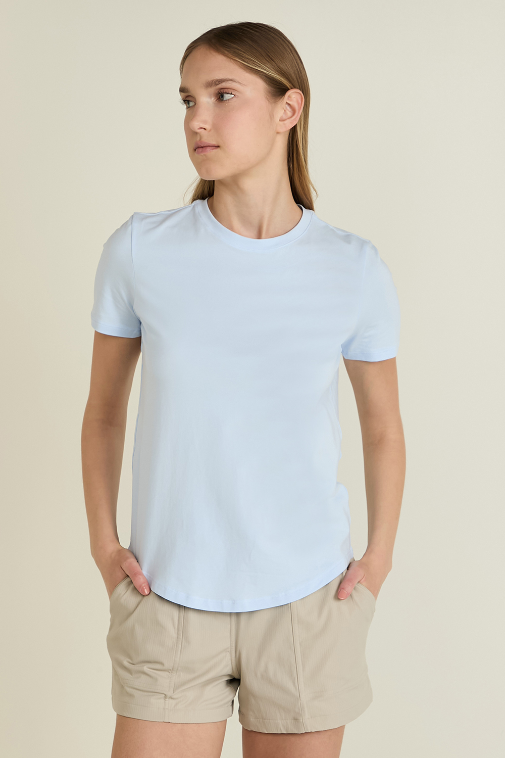 תמונת דוגמן קידמית של Love Crew Short Sleeve T-Shirt LULULEMON