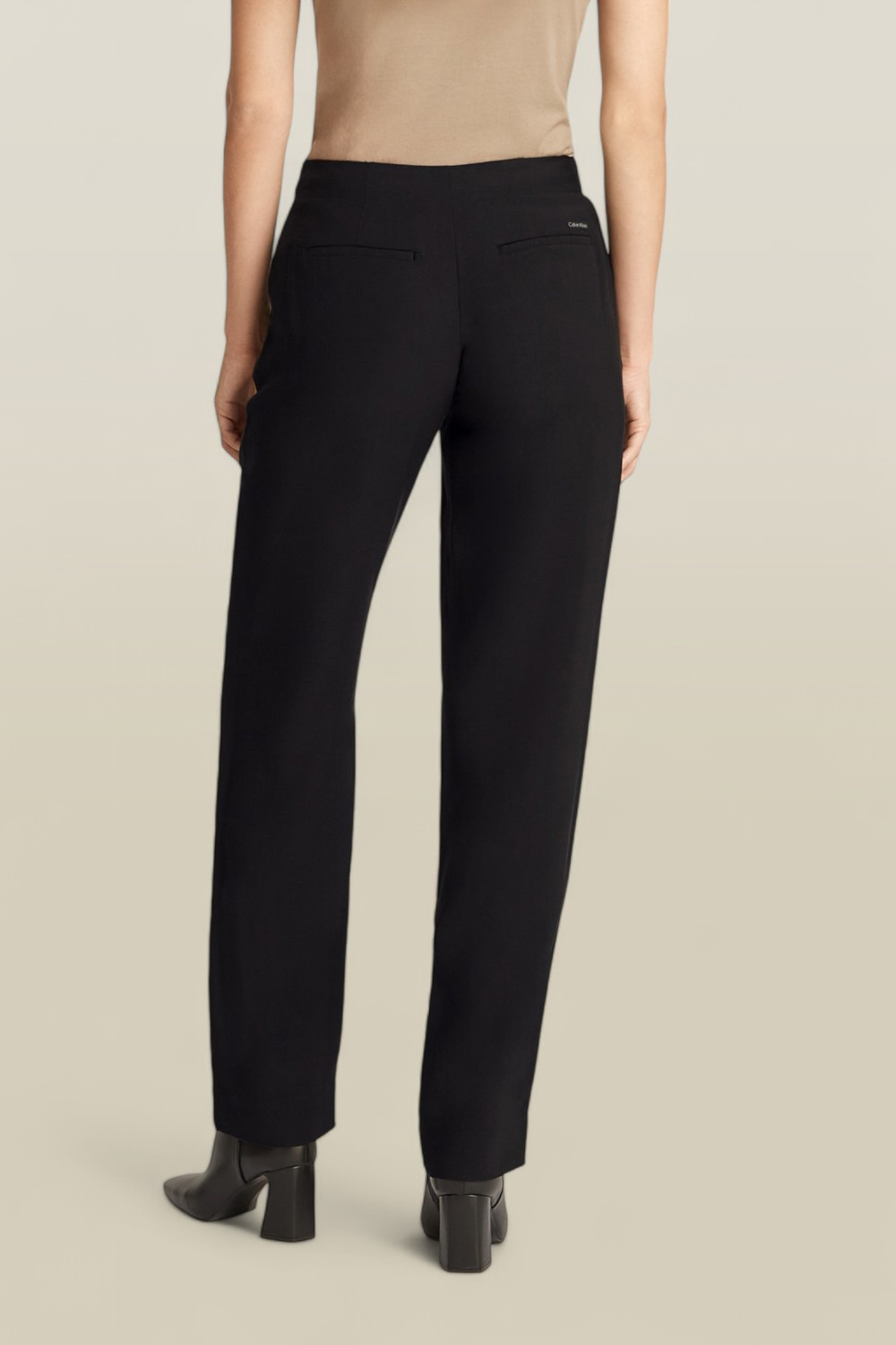 תמונת דוגמן אחורית של מכנסיים ארוכים CALVIN KLEIN