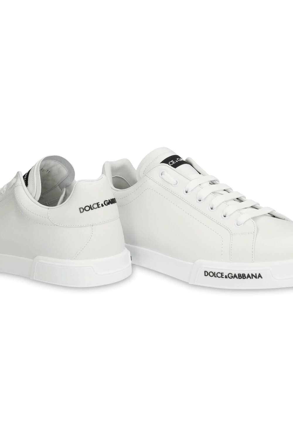 תמונת תקריב של נעלי סניקרס נמוכות DOLCE & GABBANA