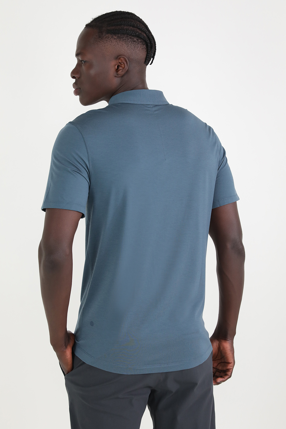 תמונת דוגמן אחורית של Evolution Short-Sleeve Polo LULULEMON