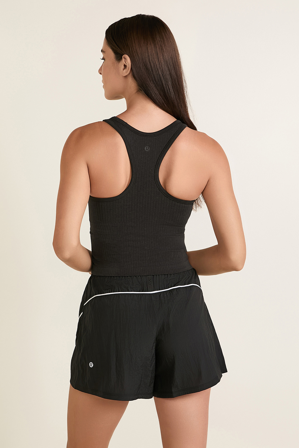 תמונת דוגמן אחורית של Ebb to Street Cropped Racerback Tank Top LULULEMON
