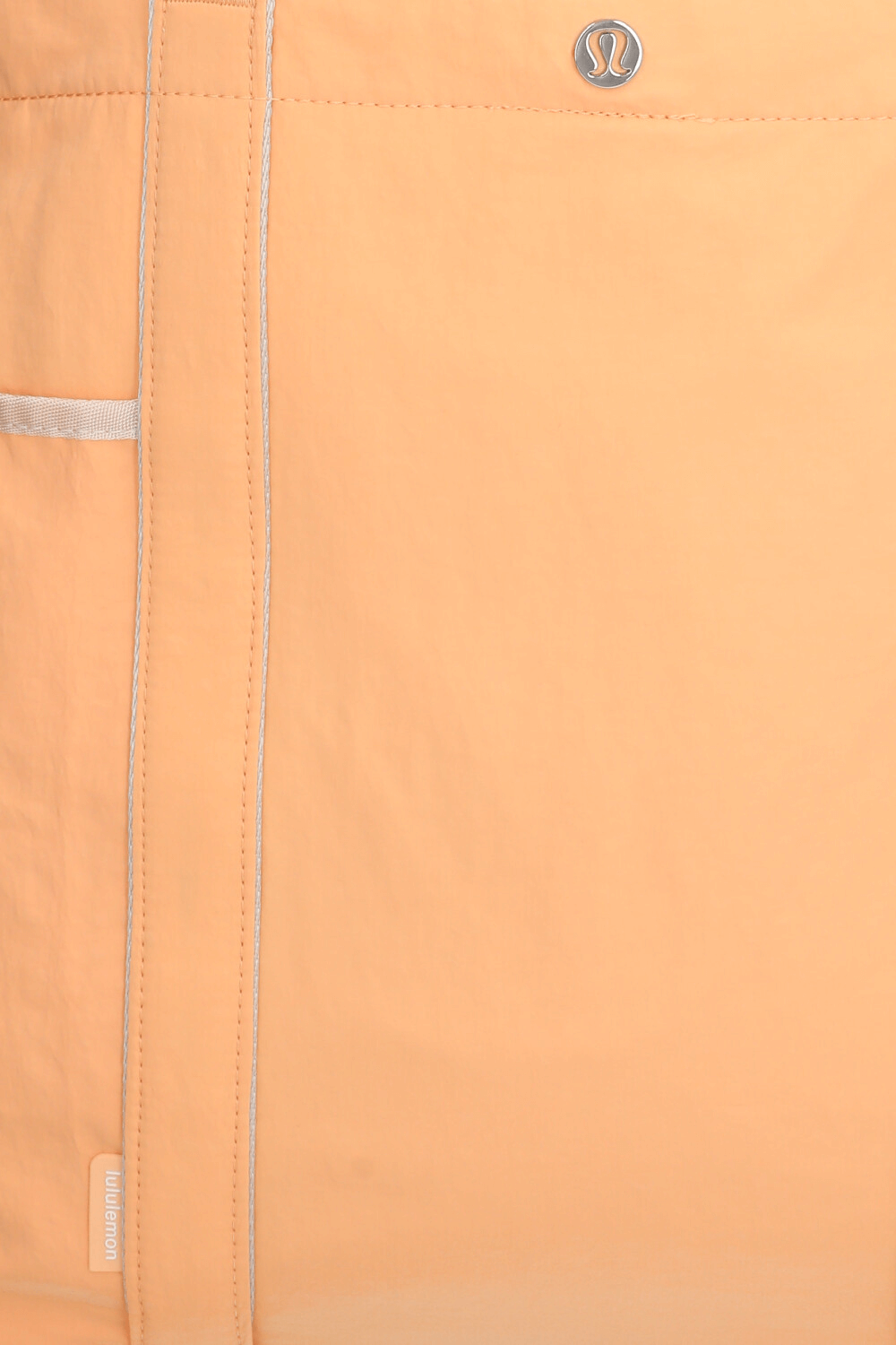 תמונת תקריב של Daily Multi-Pocket Tote Bag LULULEMON