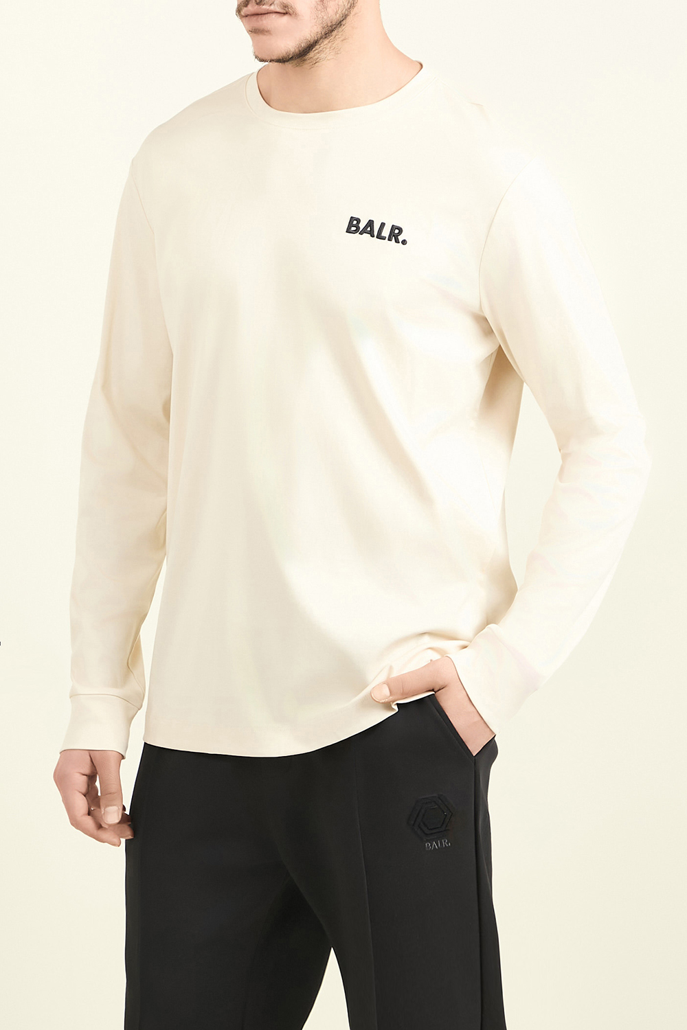 תמונת דוגמן קידמית של חולצת טי ארוכה BALR
