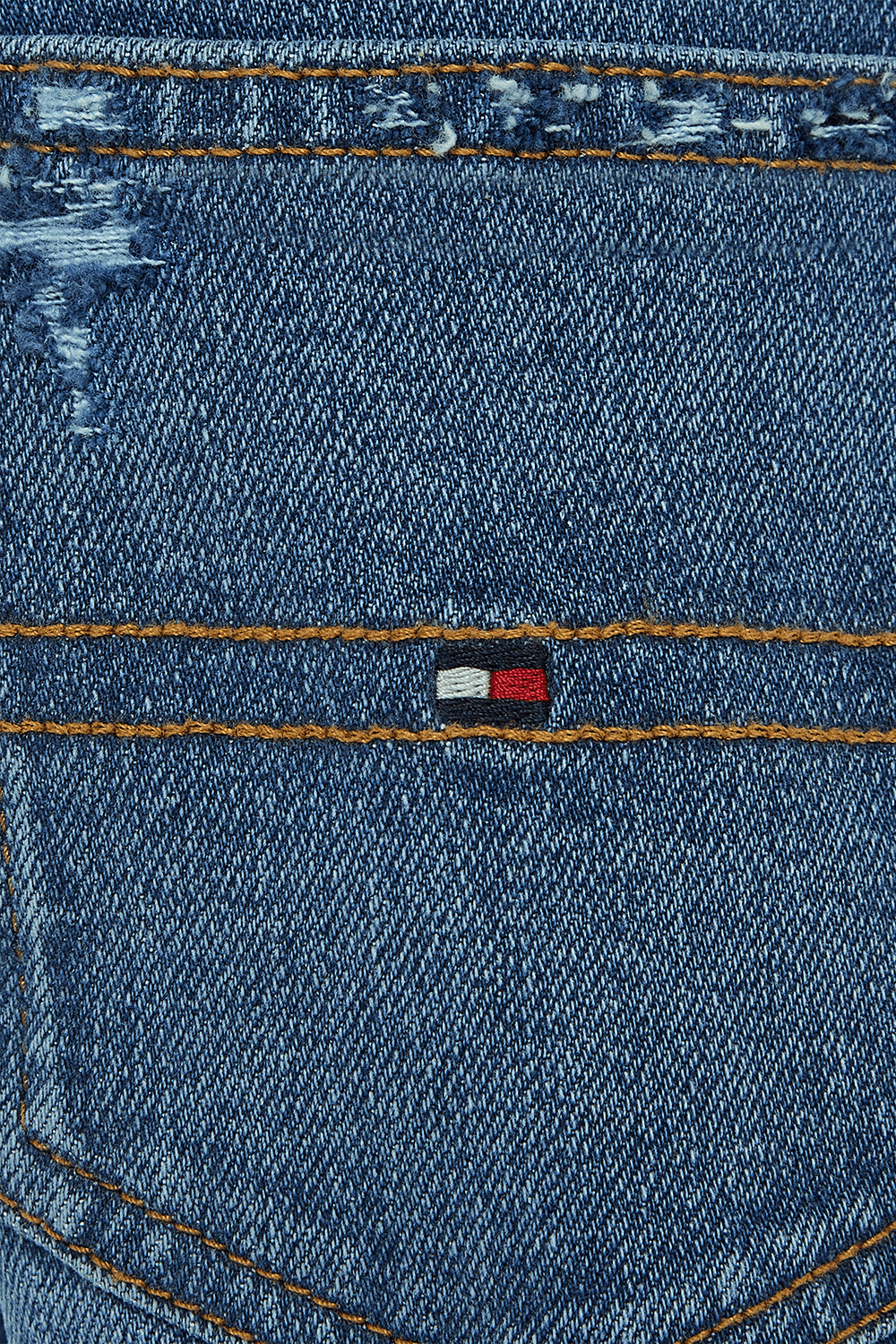 תמונת תקריב של מכנסי ג'ינס - גילאי 8-14 שנים TOMMY HILFIGER KIDS