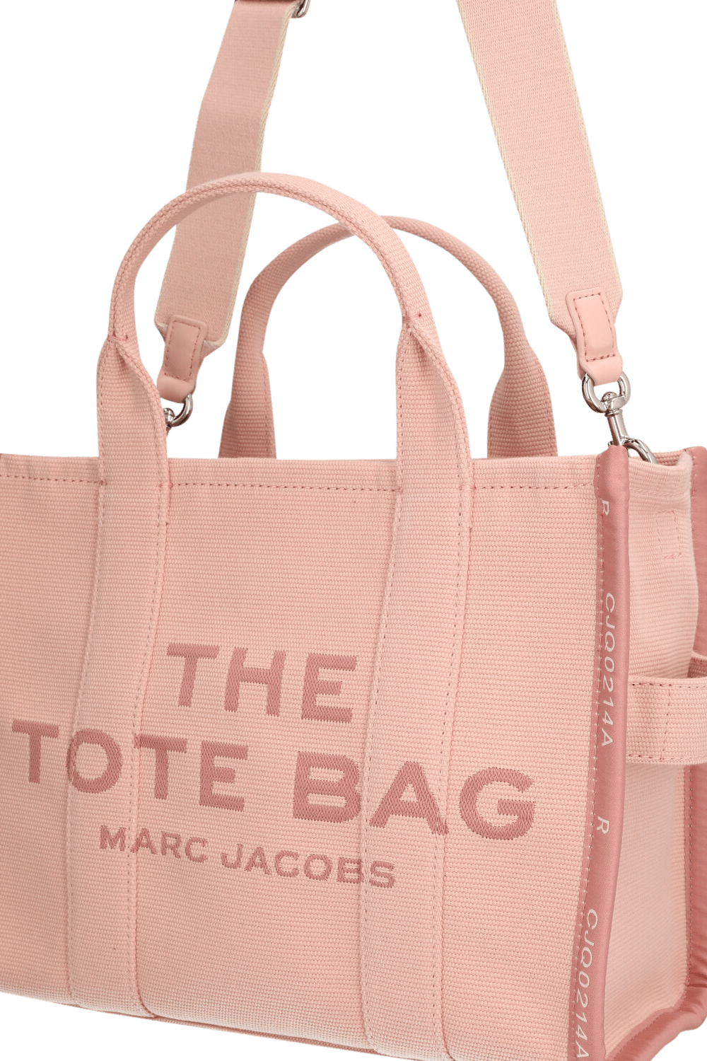 תמונת תקריב של תיק טוט מדיום MARC JACOBS