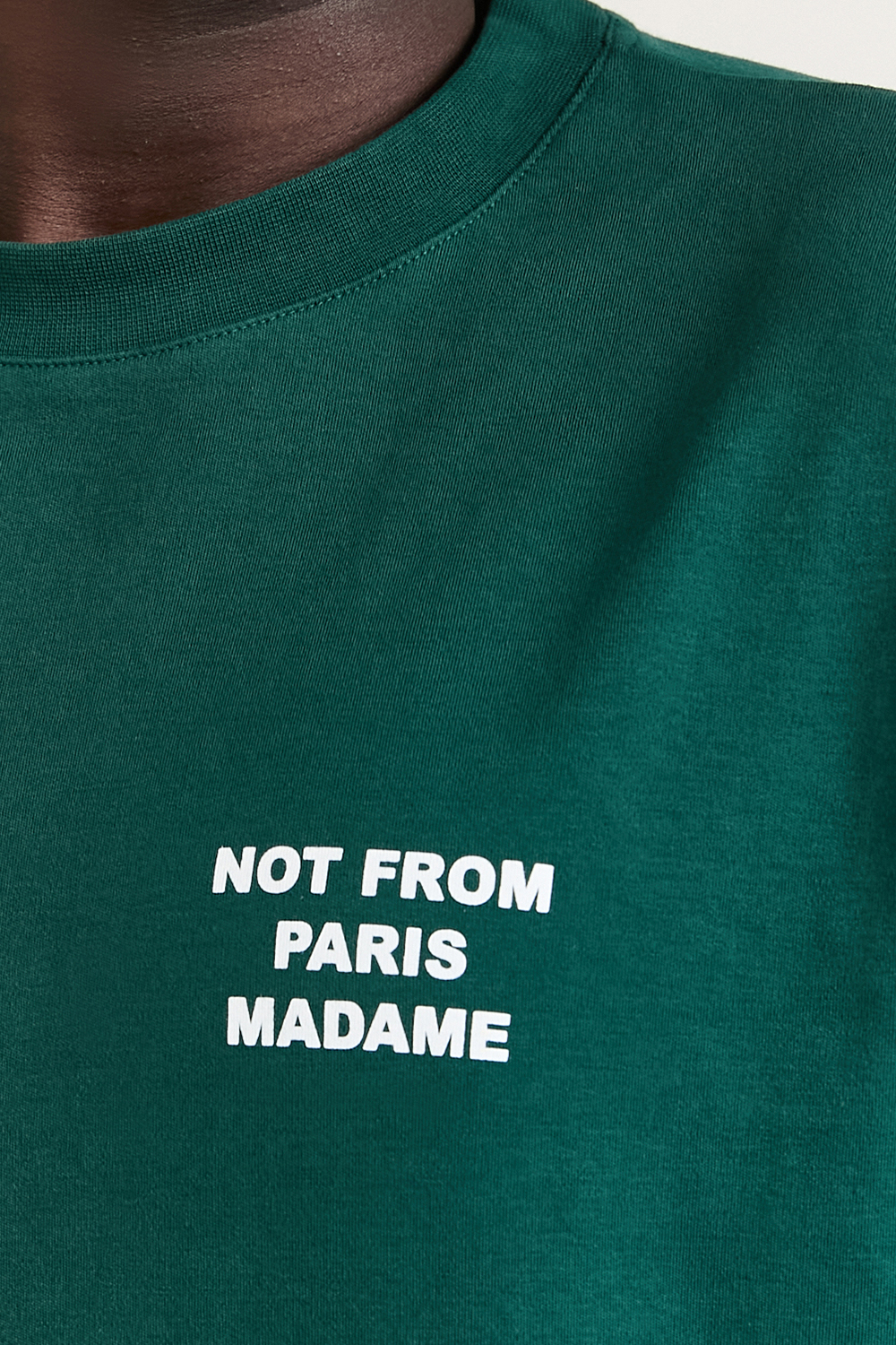 תמונת דוגמן אחורית של חולצת טי DROLE DE MONSIEUR