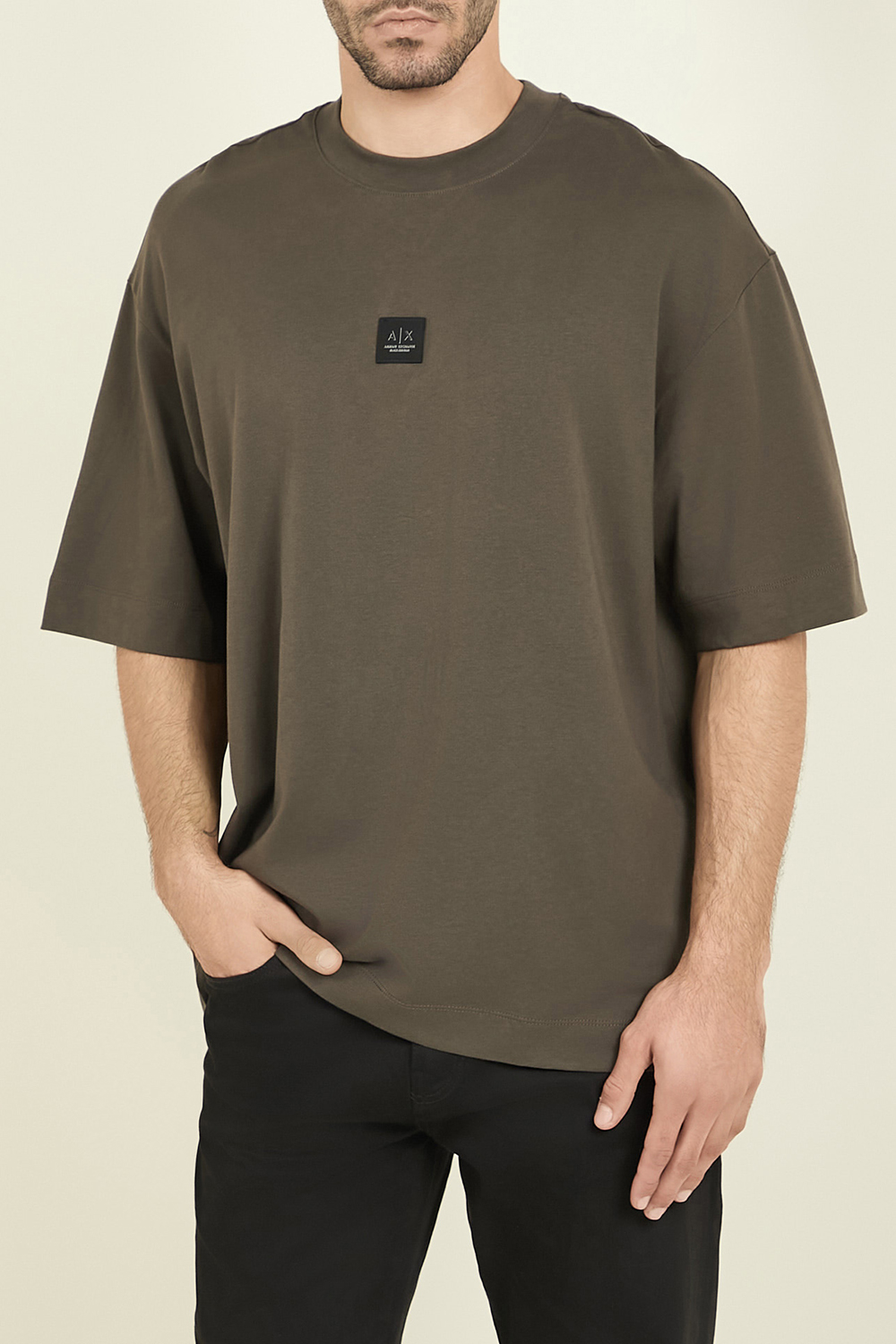 תמונת דוגמן קידמית של חולצת טי ARMANI EXCHANGE