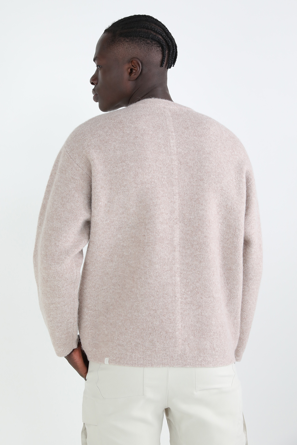 תמונת דוגמן אחורית של Alpaca Wool-Blend Crewneck Sweater LULULEMON