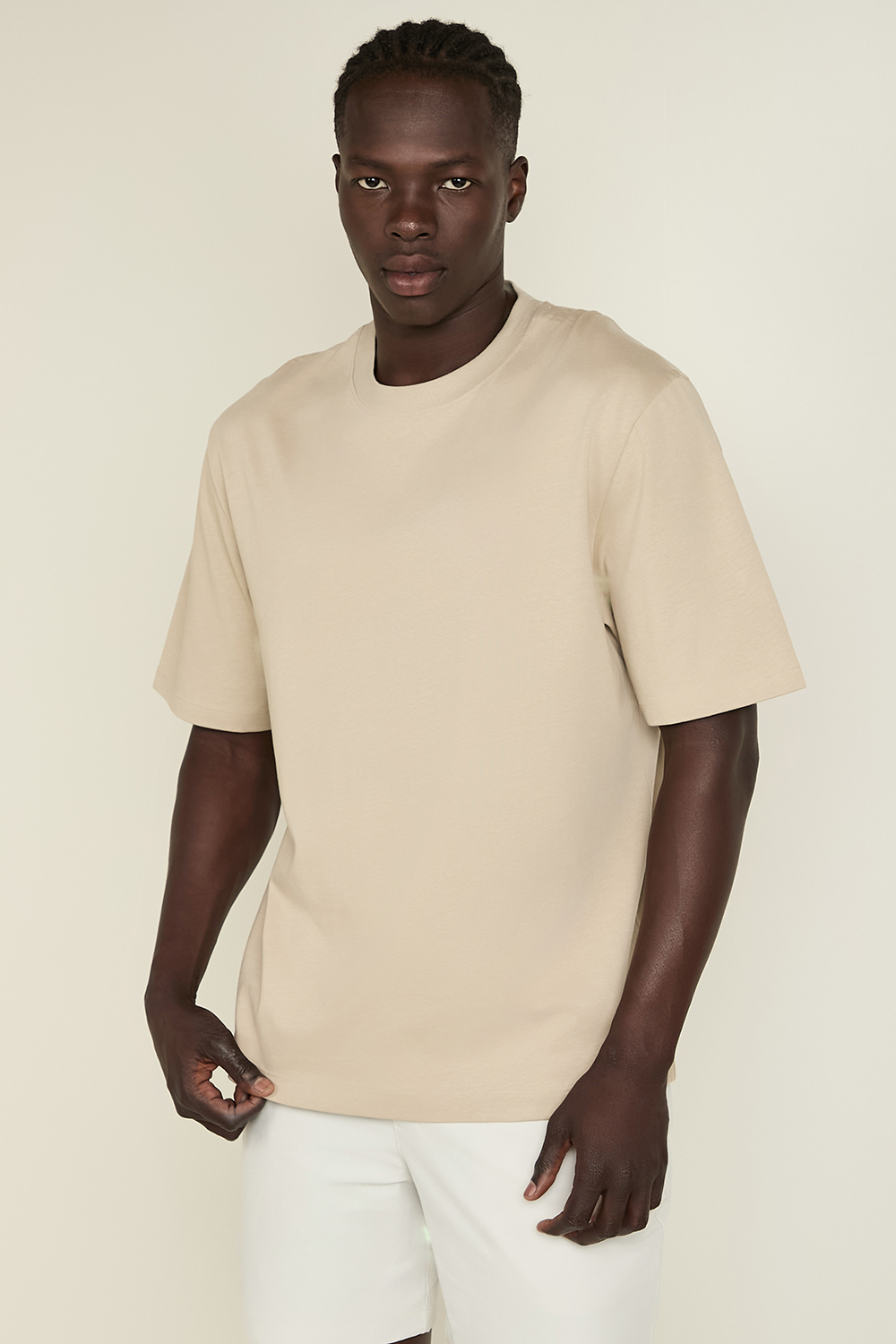 תמונת דוגמן קידמית של Heavyweight Cotton Jersey T-Shirt LULULEMON