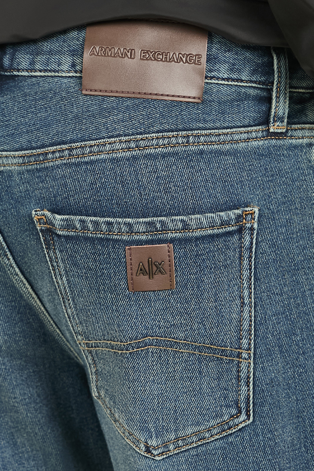 מכנסי ג'ינס סלים ARMANI EXCHANGE