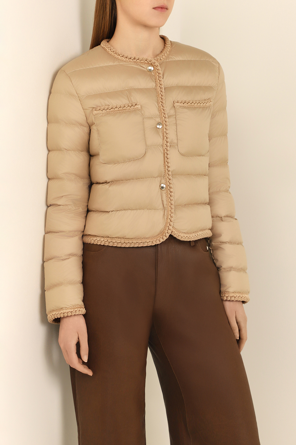 תמונת דוגמן קידמית של ז'קט פוך MONCLER