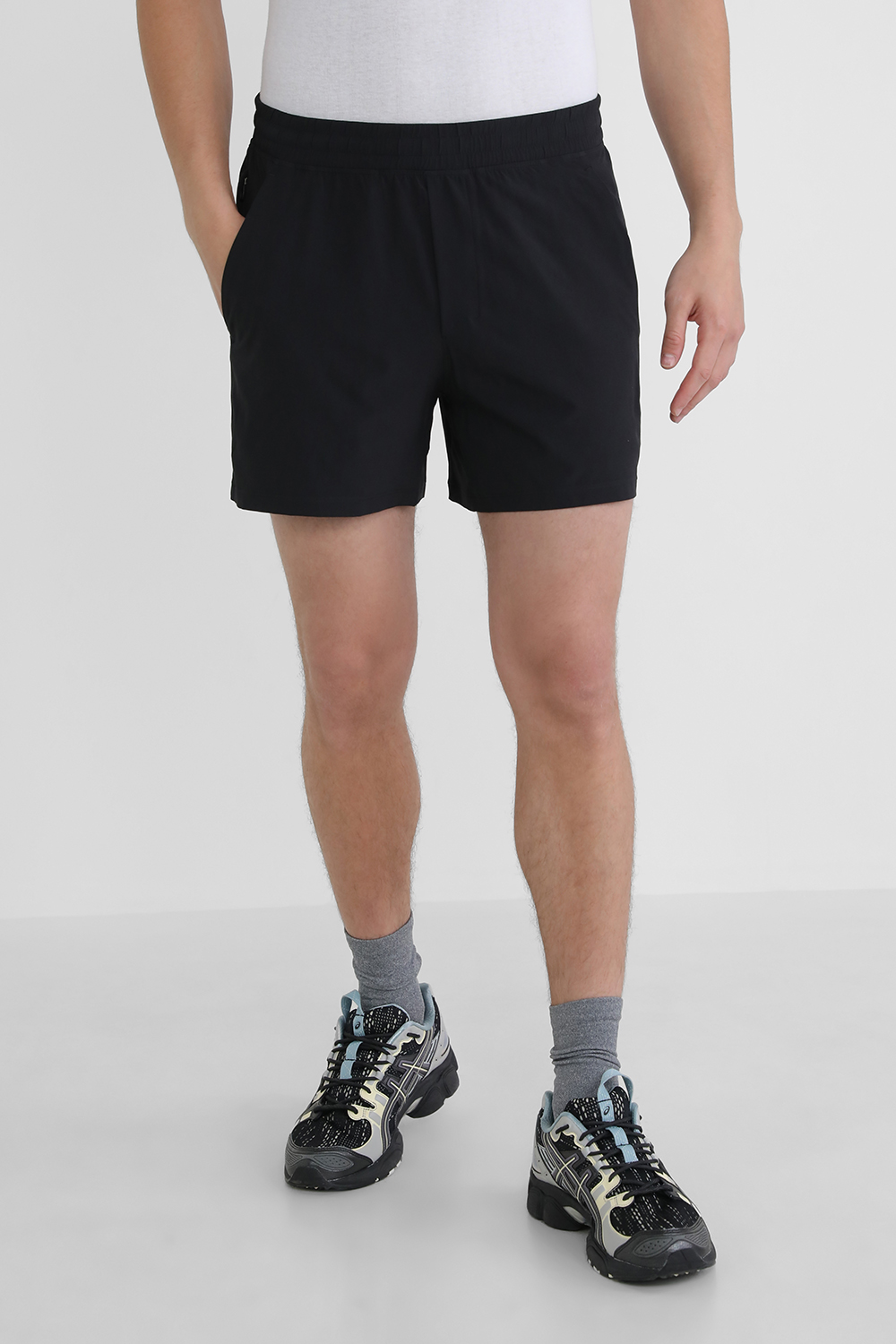 תמונת דוגמן קידמית של Pace Breaker Short LL "5