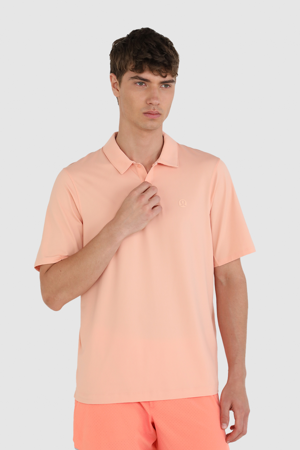 תמונת דוגמן קידמית של Snap Front Performance Short-Sleeve Polo