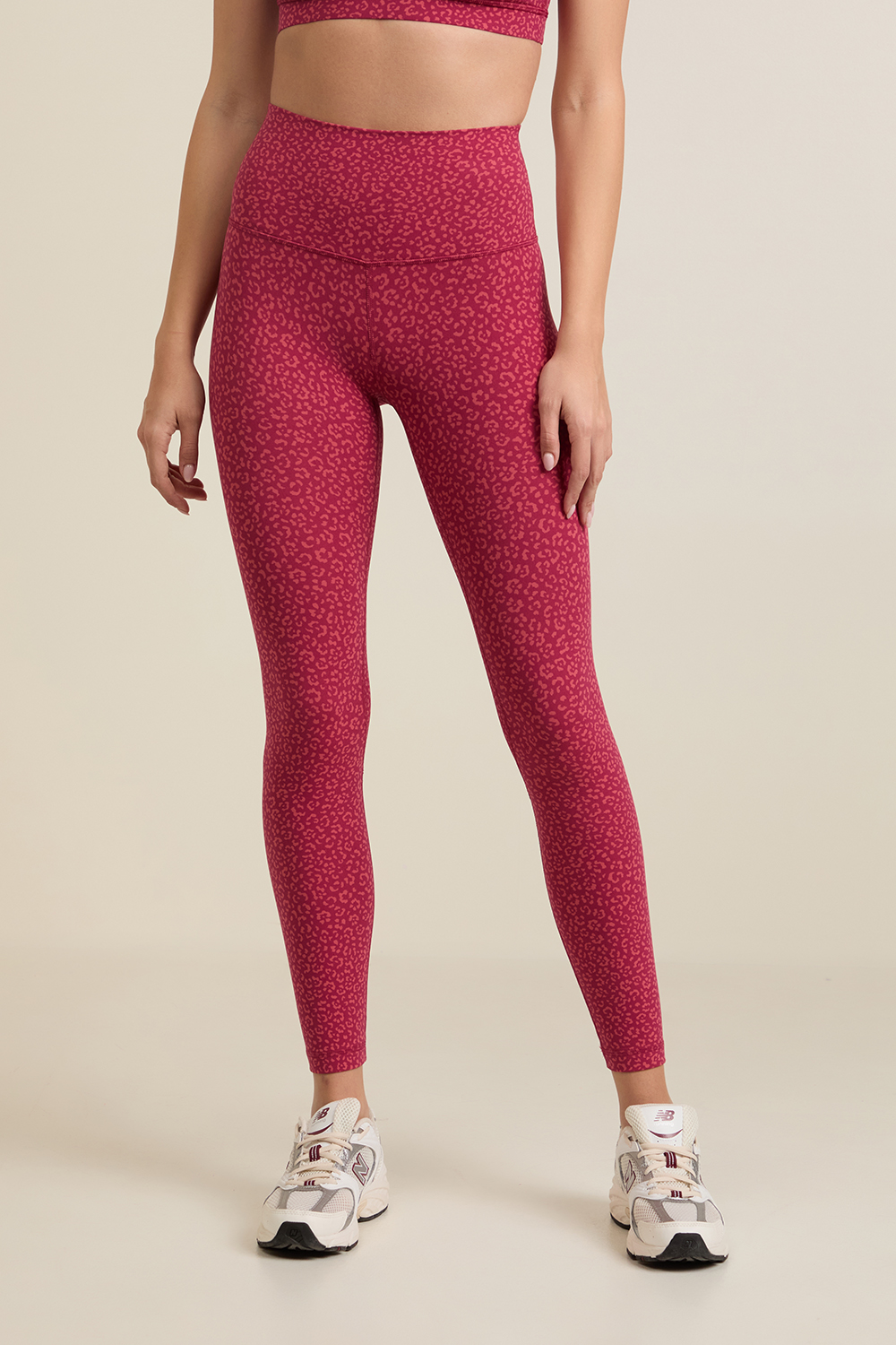 תמונת דוגמן קידמית של Align HR Pant 25'' Leggings LULULEMON
