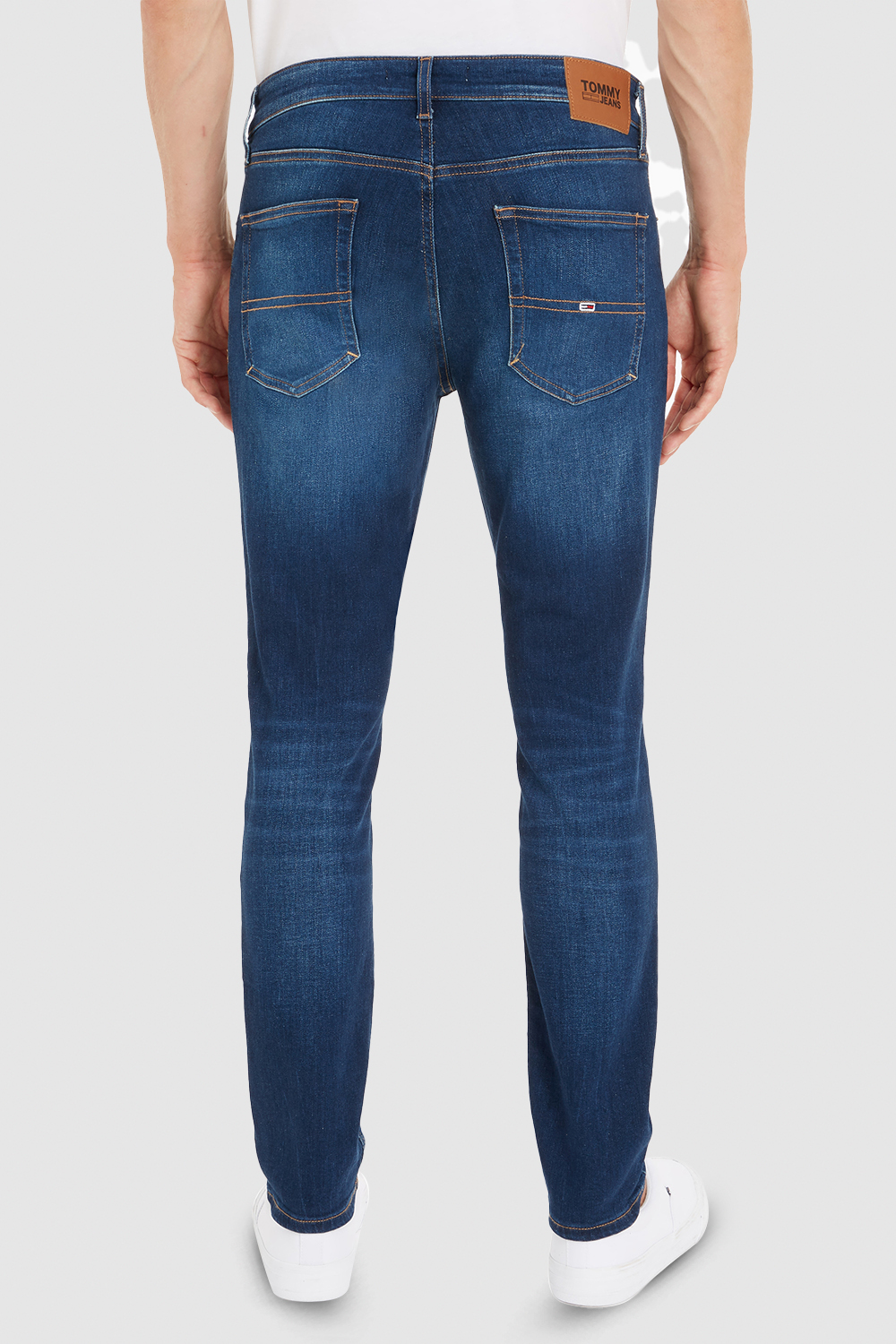 תמונת דוגמן אחורית של ג'ינס סלים TOMMY HILFIGER