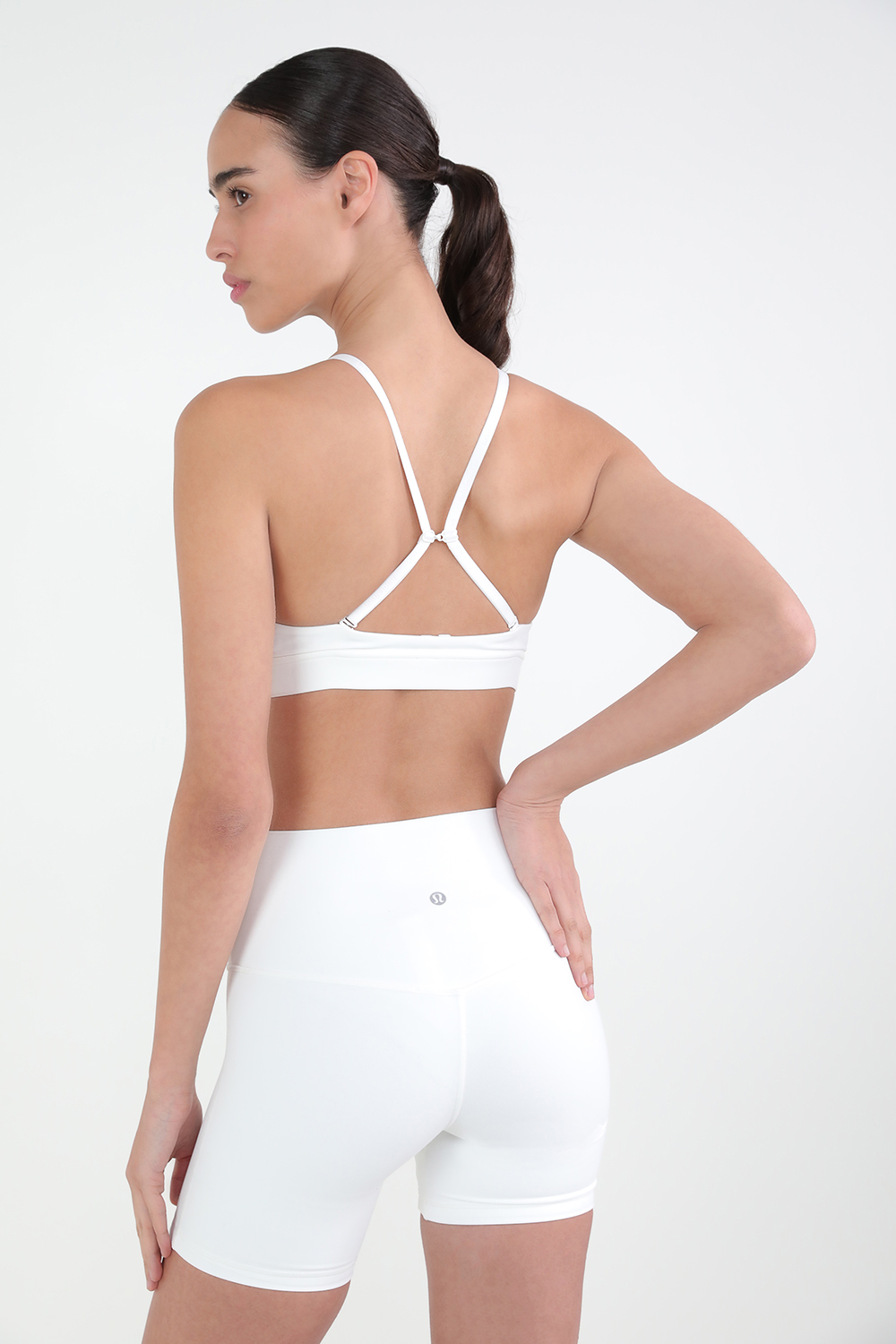 תמונת תקריב דוגמן של License to Train Triangle Bra, A/B *Logo