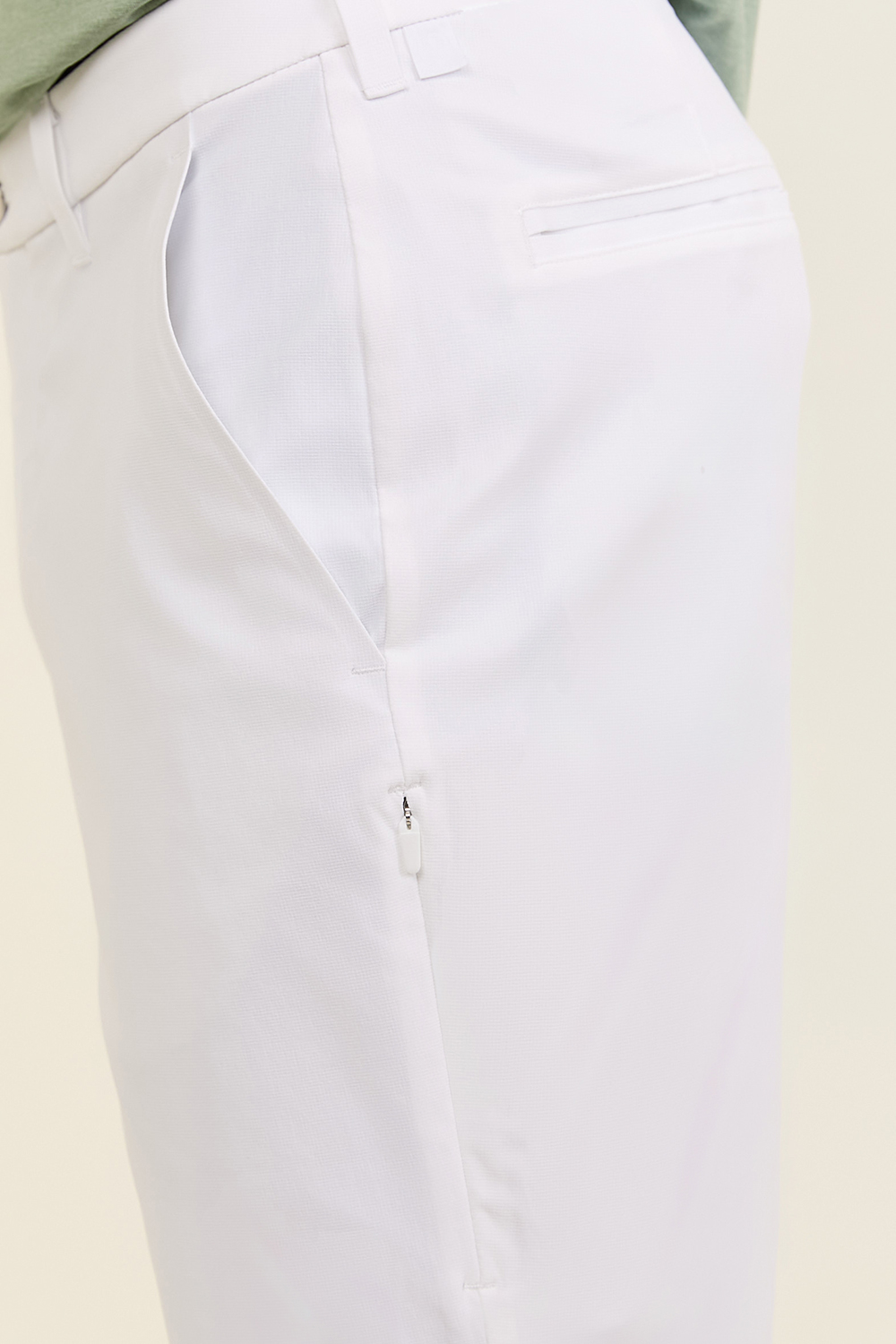 תמונת תקריב דוגמן של ABC Classic-Fit Golf Short 9'' LULULEMON