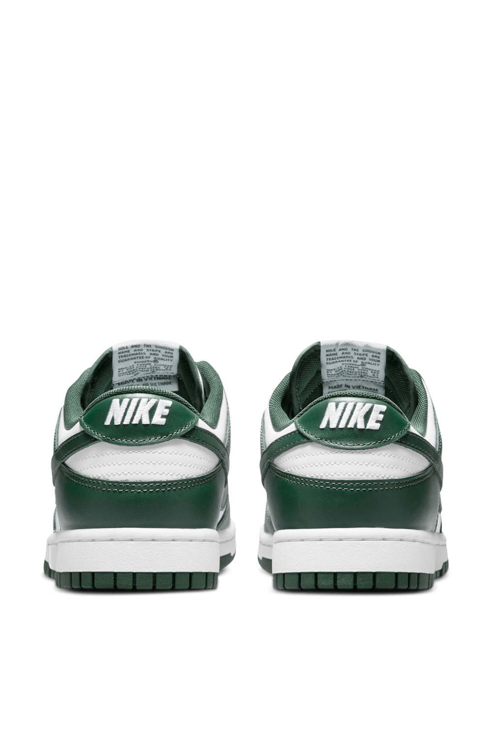 תמונת פנים של נעלי סניקרס דאנק NIKE