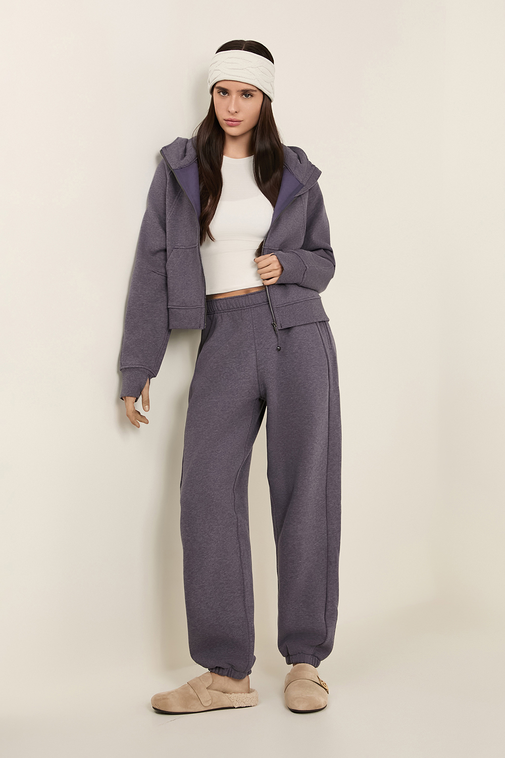 תמונת דוגמן קידמית של Cable-Knit Fleece-Lined Ear Warmer LULULEMON