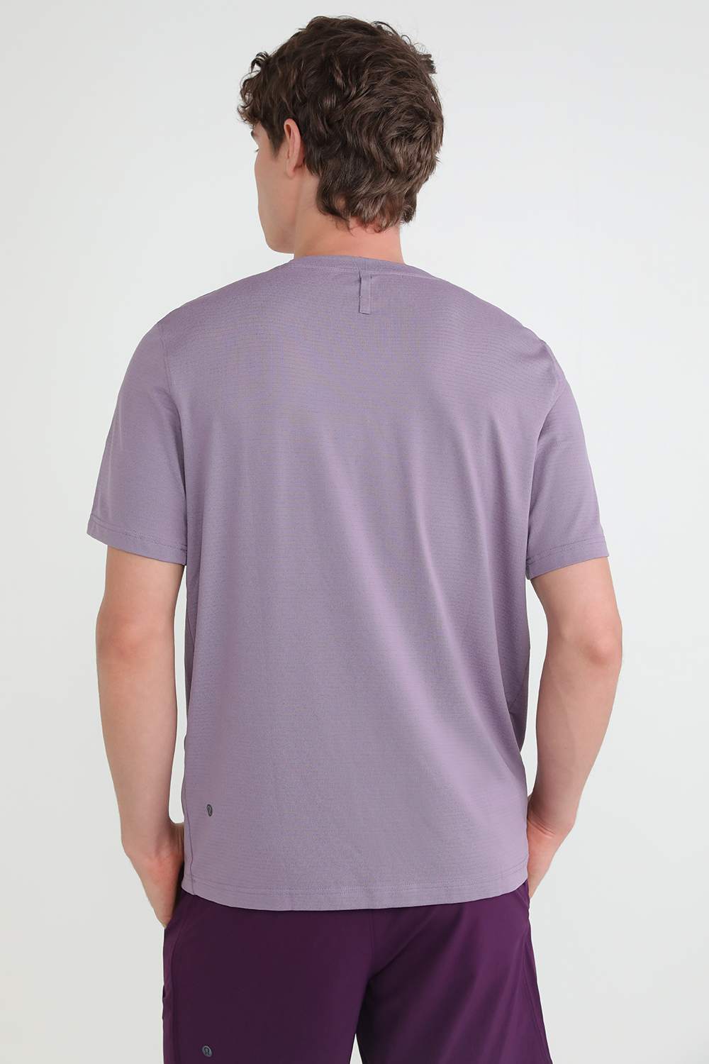 תמונת דוגמן אחורית של License to Train Relaxed Short Sleeve
