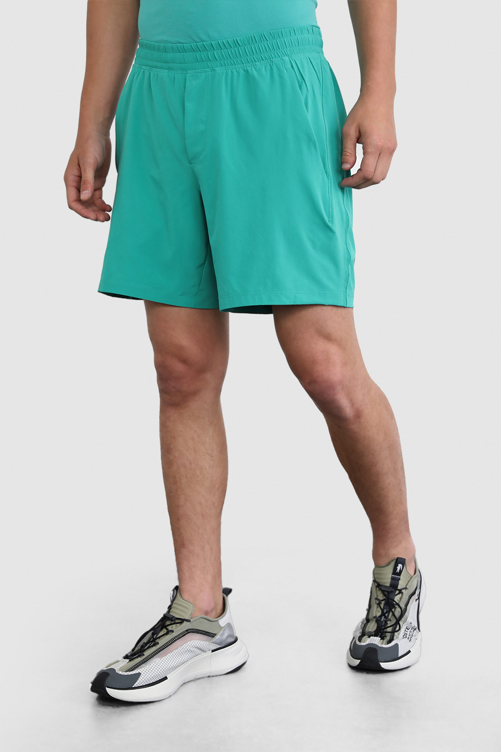 תמונת דוגמן קידמית של Pace Breaker Lined Short 7