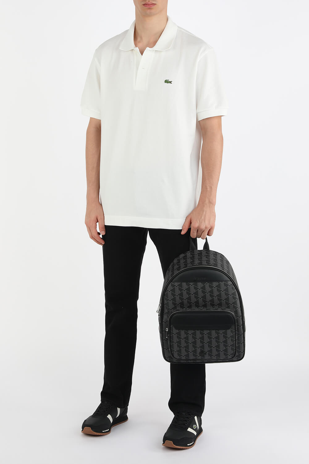 תמונת דוגמן קידמית של תיק גב ללפטופ LACOSTE