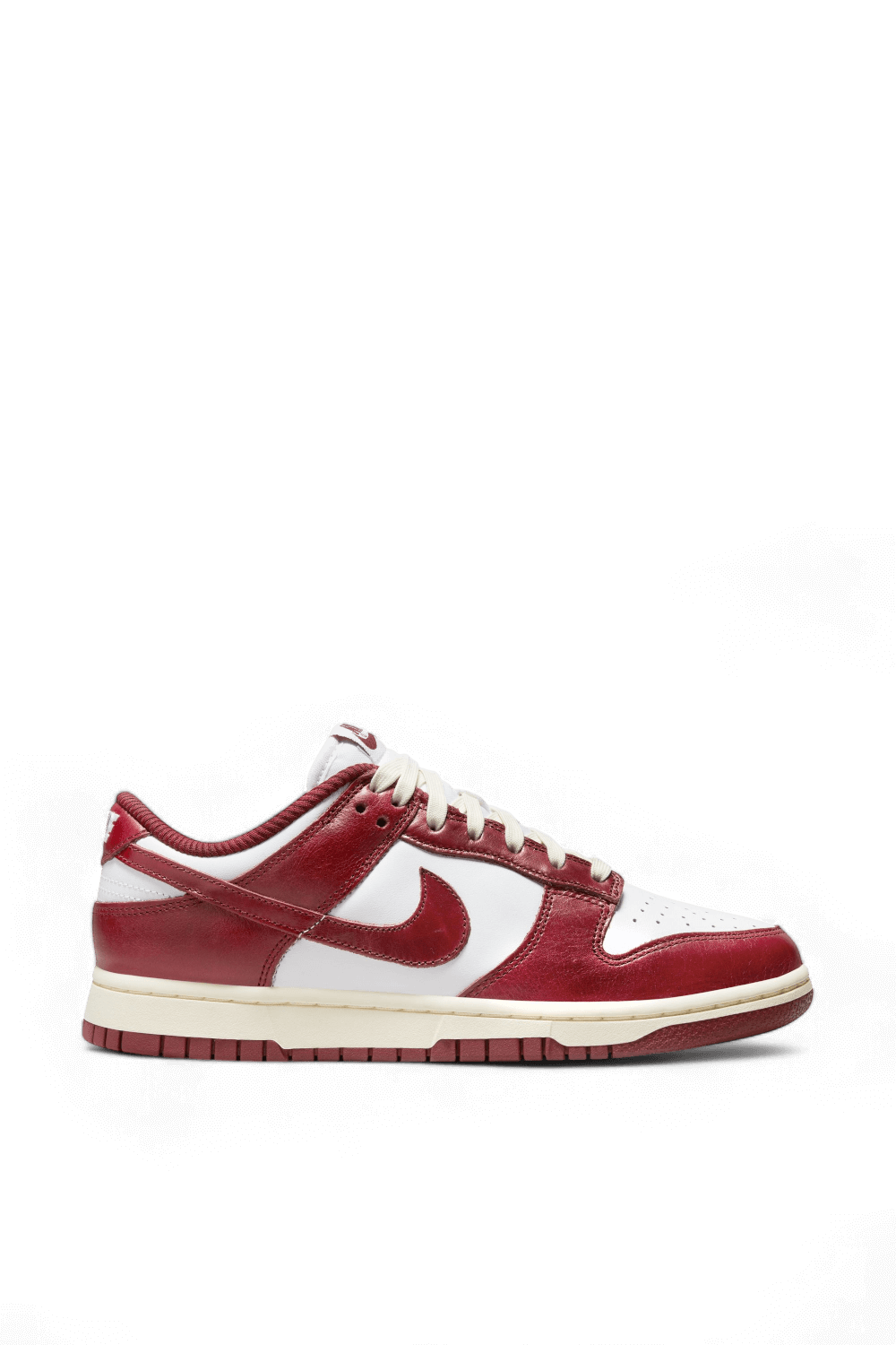 תמונה קידמית של נעלי סניקרס דאנק פרימיום NIKE