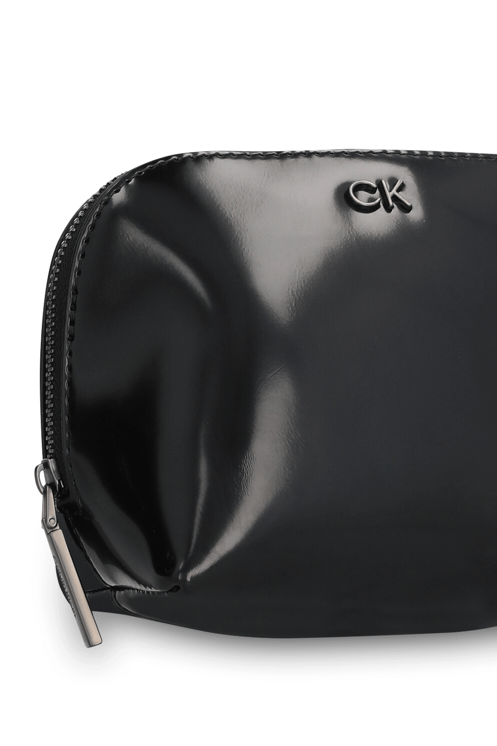 תמונת תקריב של תיק איפור קטן CALVIN KLEIN