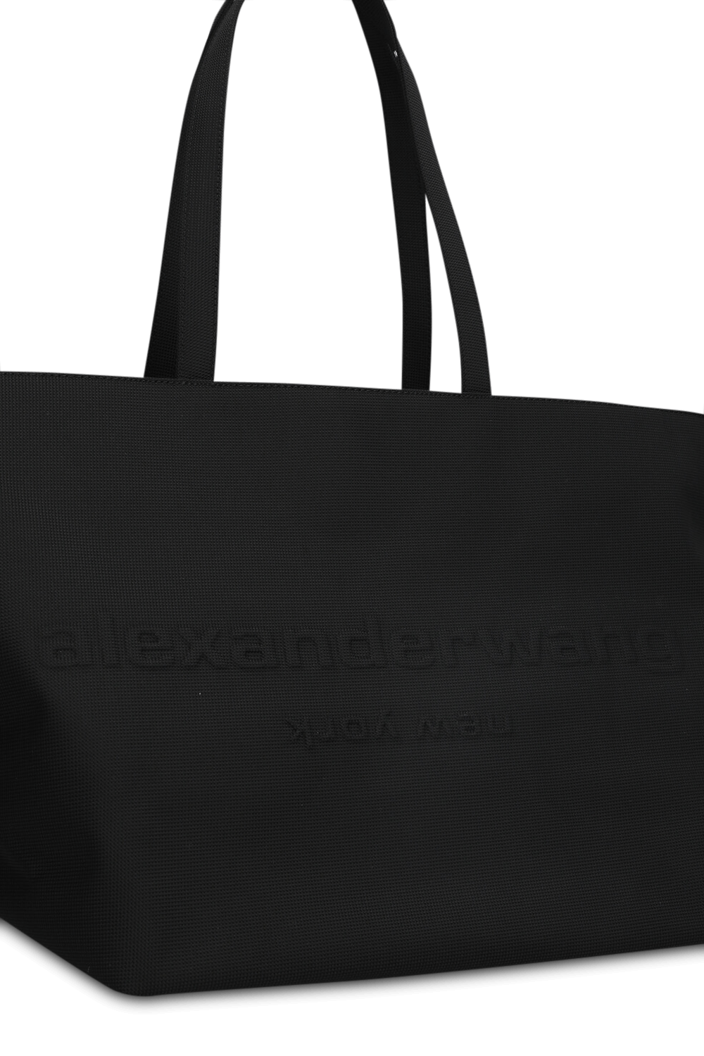 תמונת תקריב של תיק נשיאה ALEXANDER WANG