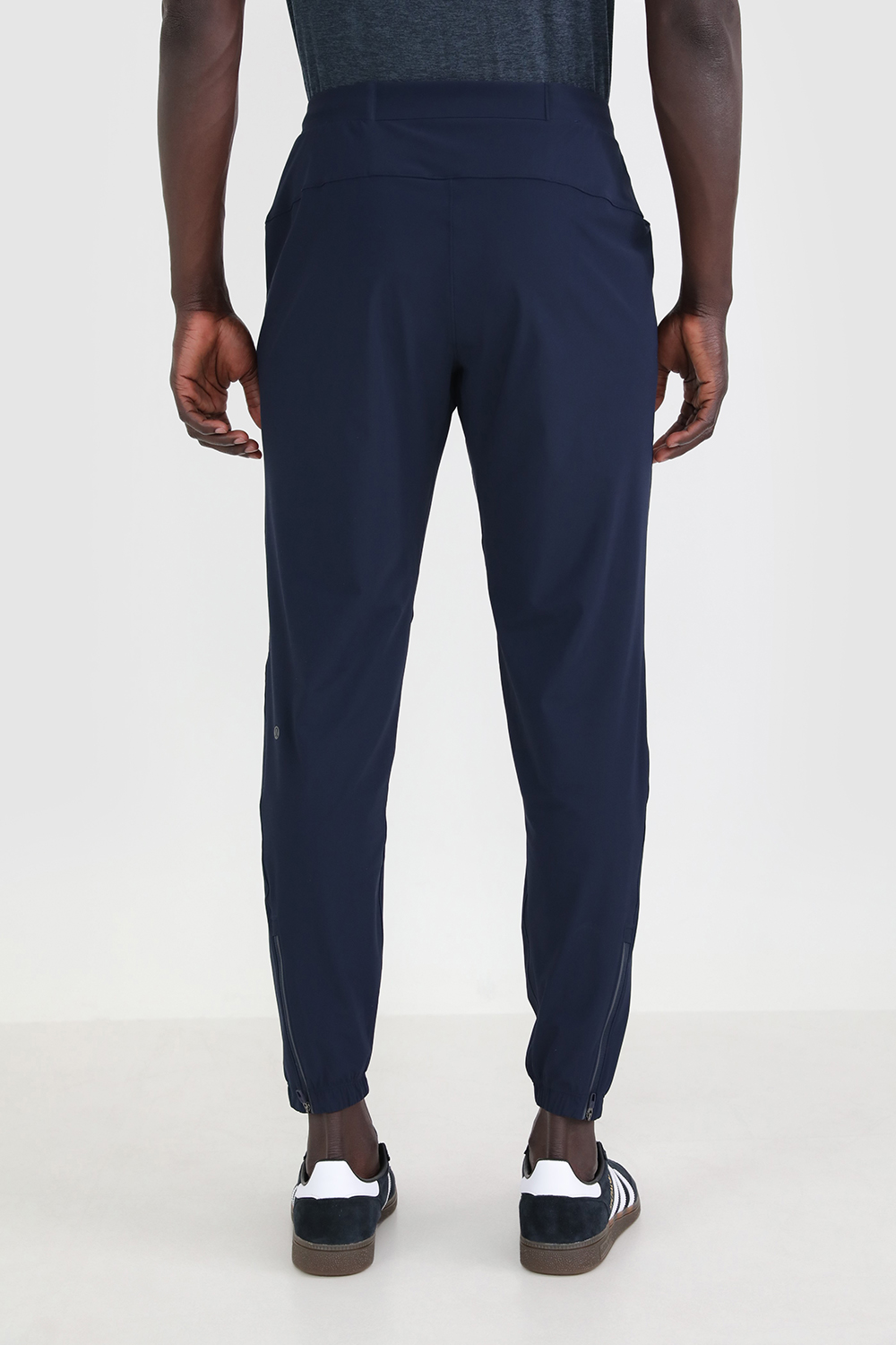 תמונת דוגמן אחורית של Surge Jogger LULULEMON
