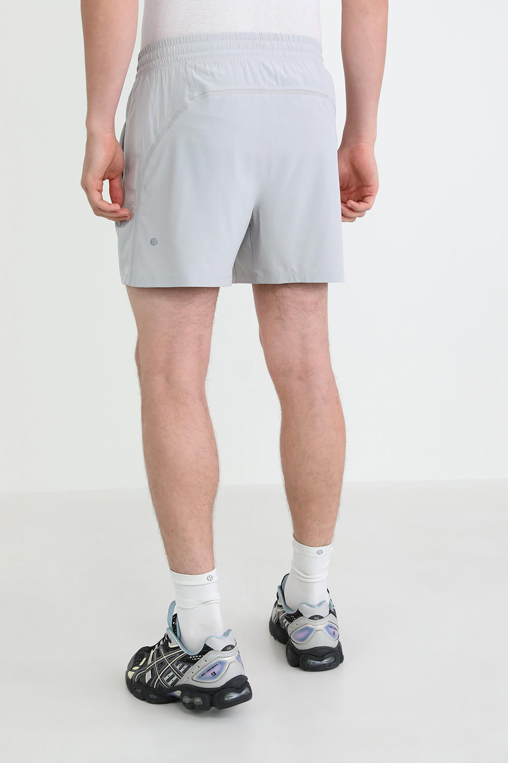 תמונת דוגמן אחורית של Pace Breaker Short 5
