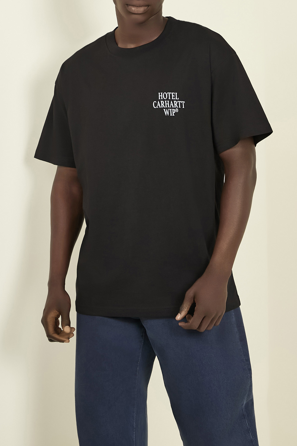 תמונת דוגמן קידמית של חולצת טי עם הדפס בגב CARHARTT WIP