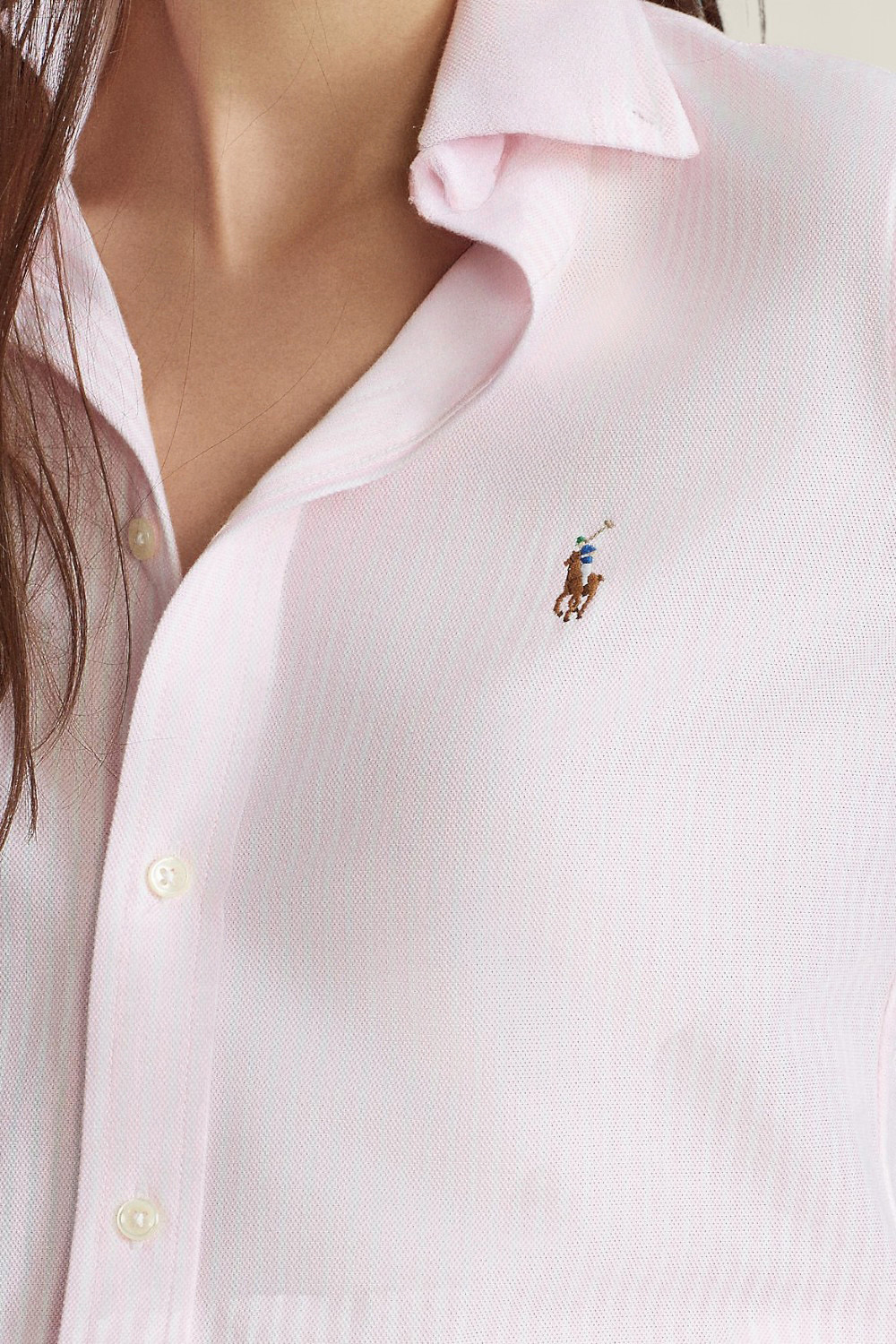 תמונת תקריב דוגמן של חולצת כפתורים POLO RALPH LAUREN