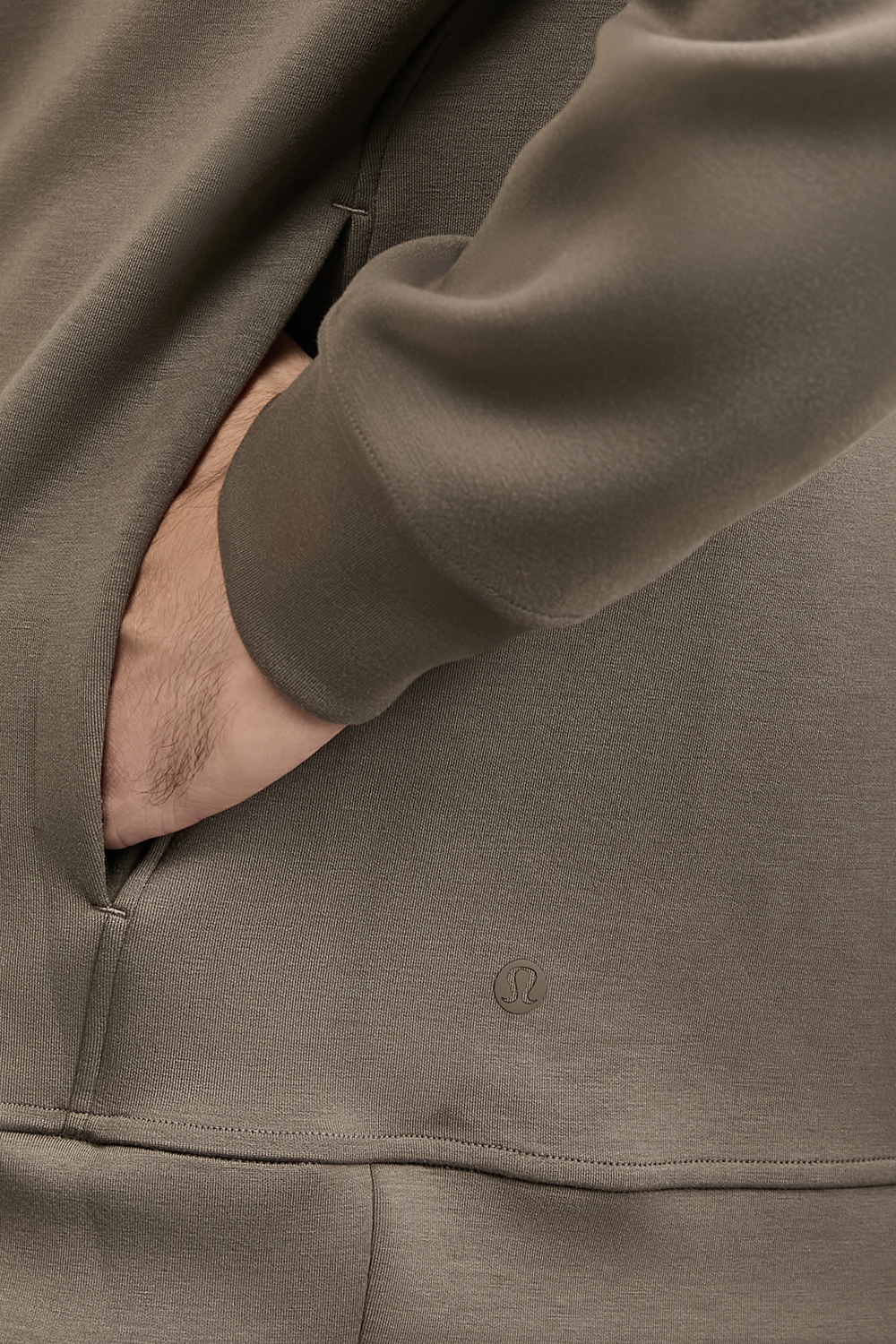 תמונת תקריב דוגמן של Smooth Spacer Quarter Zip LULULEMON