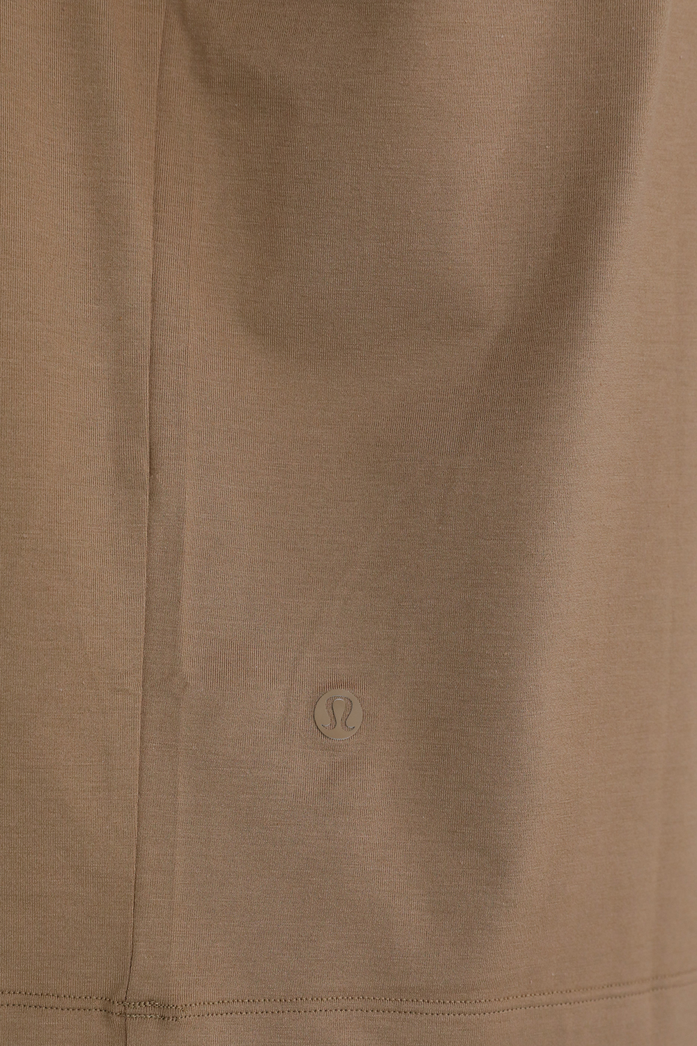 תמונת תקריב דוגמן של Fundamental Oversized T
