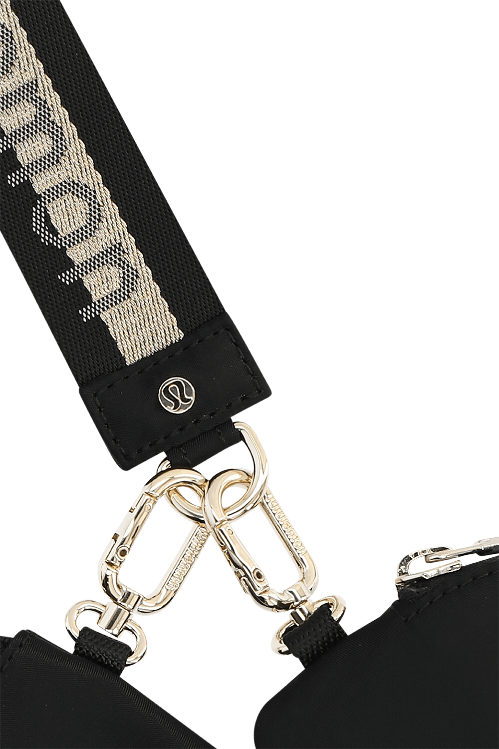 תמונת תקריב של Dual Pouch Wristlet LULULEMON