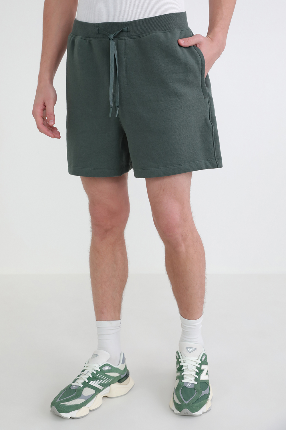 תמונת דוגמן קידמית של Steady State Short 5