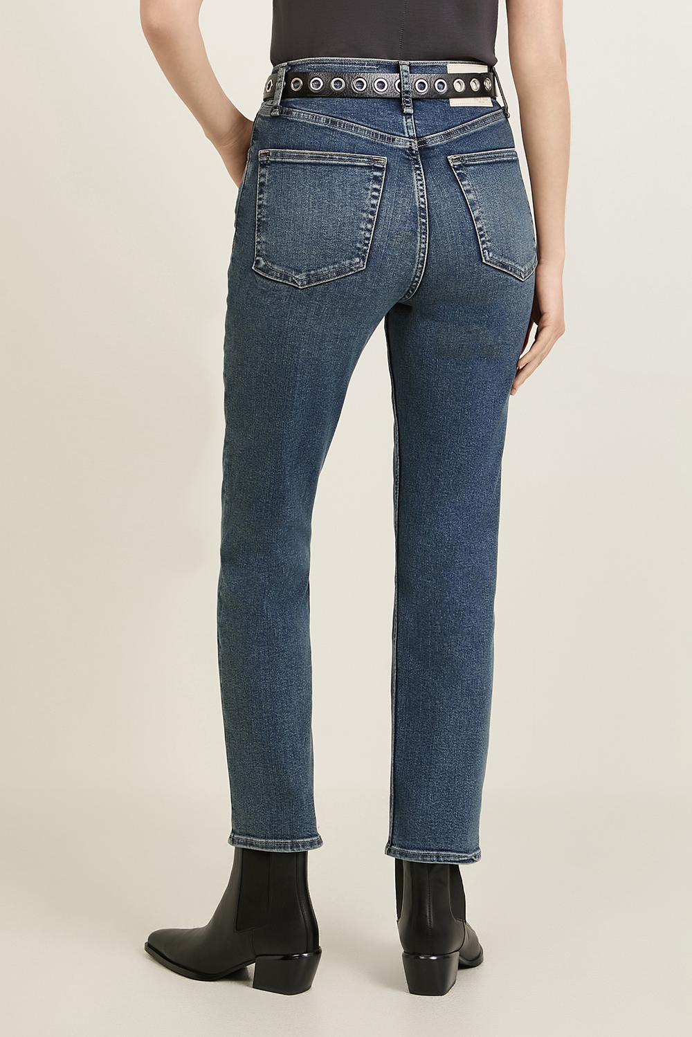 תמונת דוגמן אחורית של מכנסי ג'ינס סלים RAG & BONE