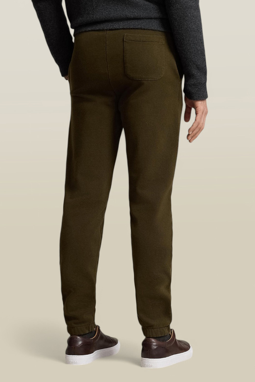 תמונת דוגמן אחורית של מכנסי ג'וג POLO RALPH LAUREN