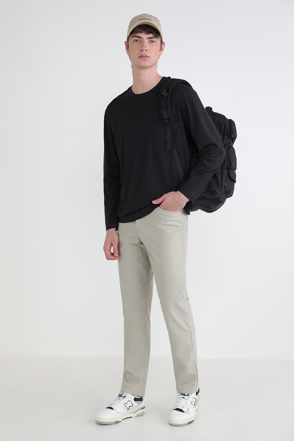תמונת דוגמן קידמית של Cruiser Backpack 23L