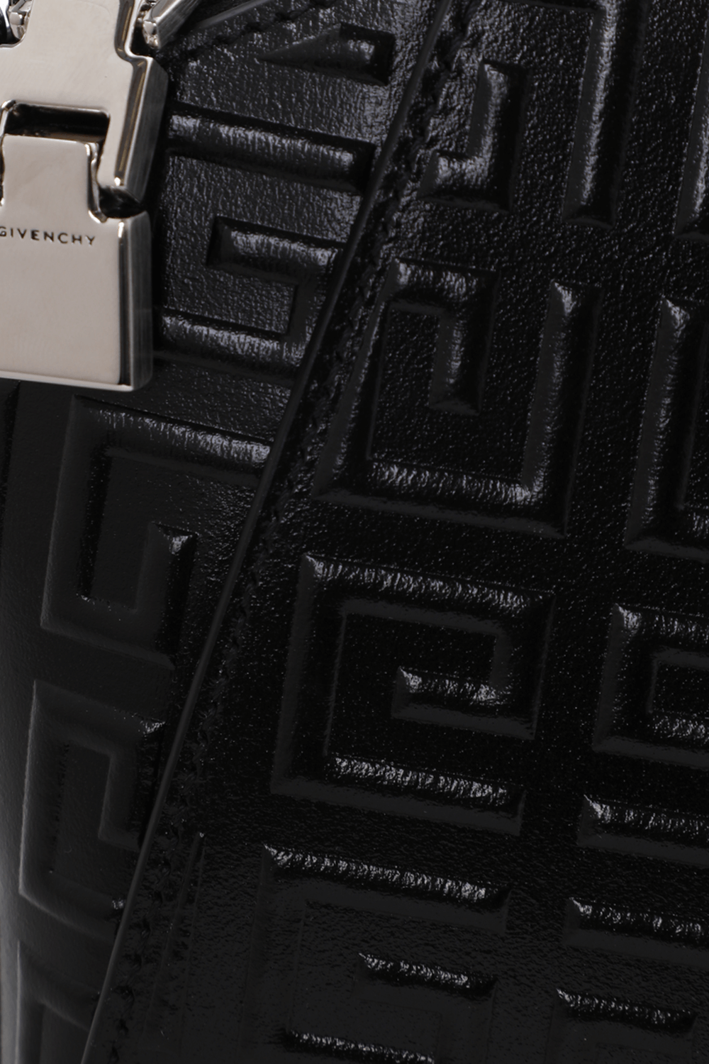 תמונת תקריב של XS Antigona Bag in Black
