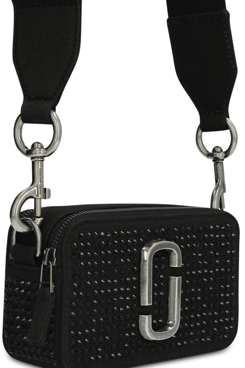 תמונת תקריב של תיק סנפשוט עם אבנים MARC JACOBS