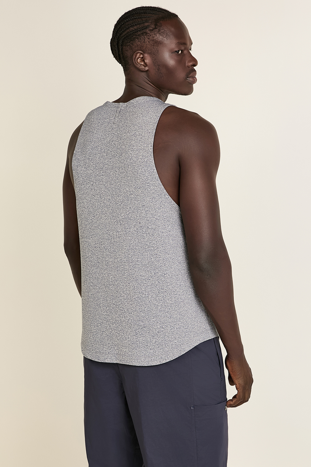 תמונת דוגמן אחורית של License to Train Tight Tank LULULEMON