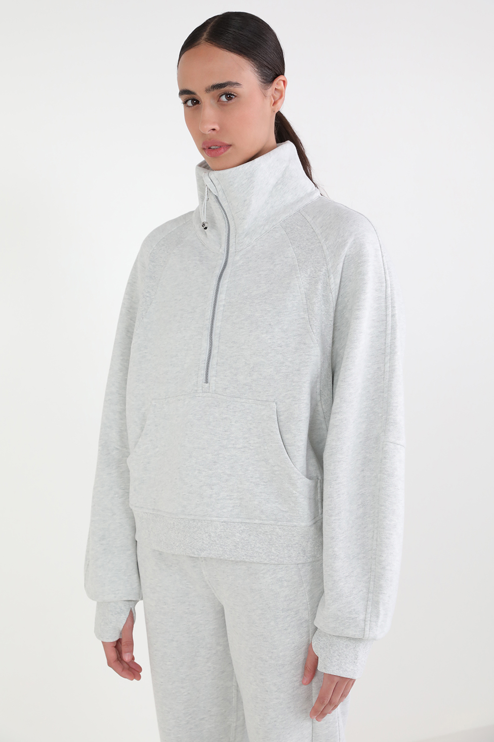 תמונת דוגמן קידמית של Scuba Oversized Funnel Neck LULULEMON