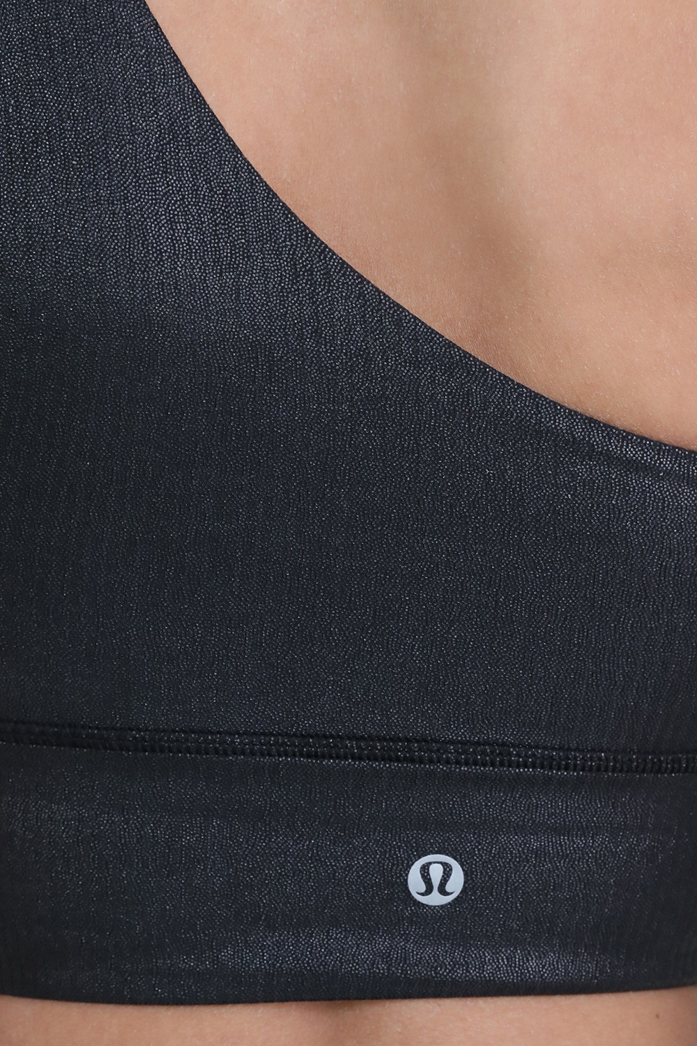 תמונת תקריב דוגמן של Align™ Asym Bra, C/D Cup *Shine LULULEMON