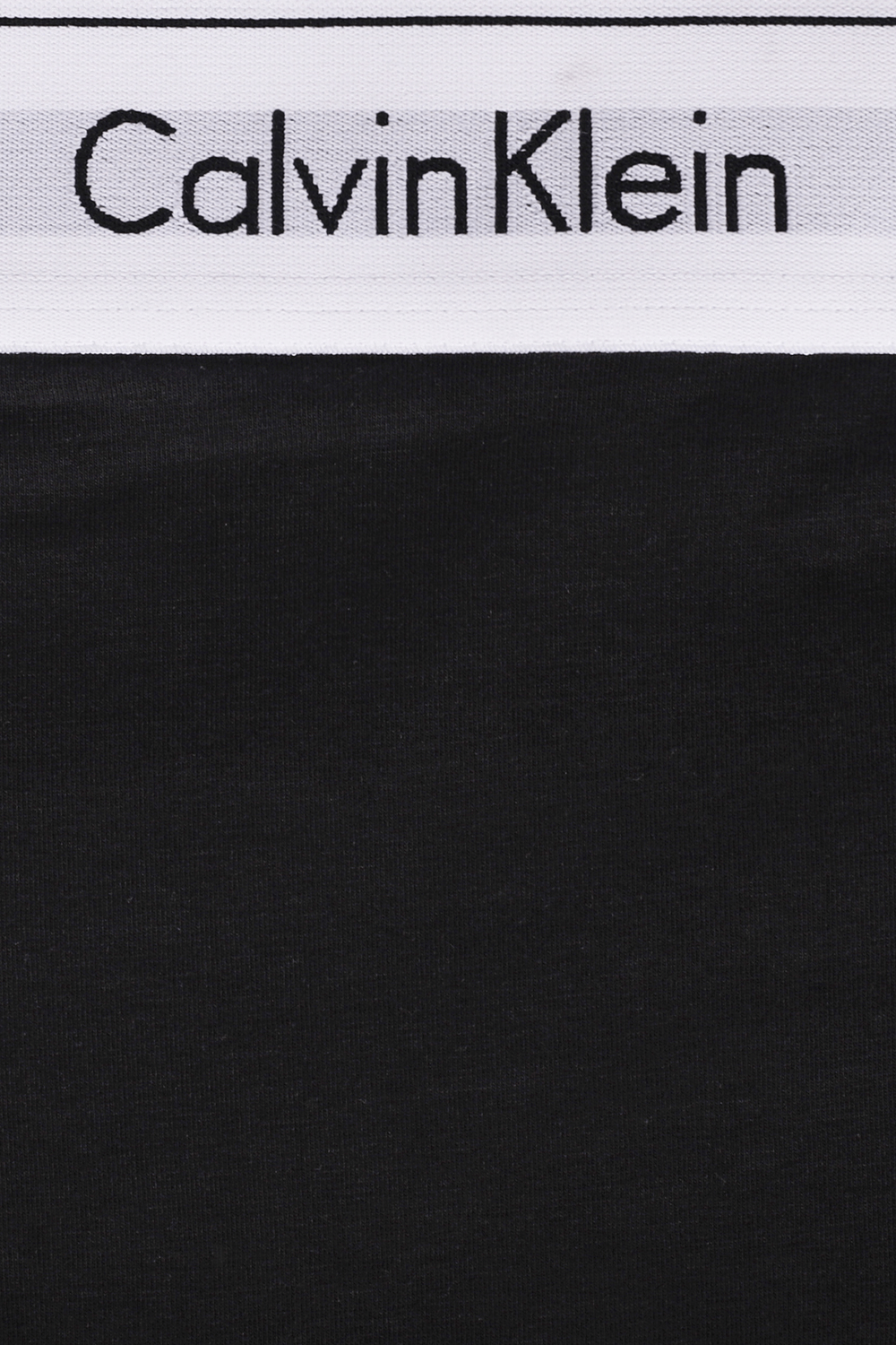 תמונה אחורית של תחתוני פלאס סייז שחורים CALVIN KLEIN