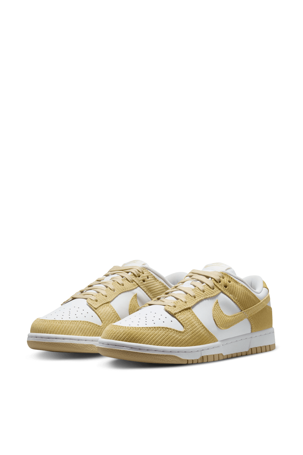 תמונת פנים של נעלי סניקרס דאנק NIKE