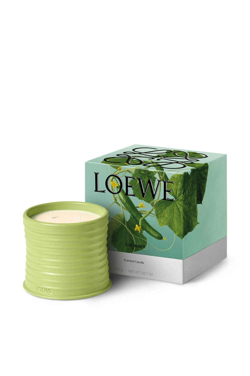 תמונה אחורית של LOEWE Cucumber Medium Scented Candle LOEWE PERFUMES
