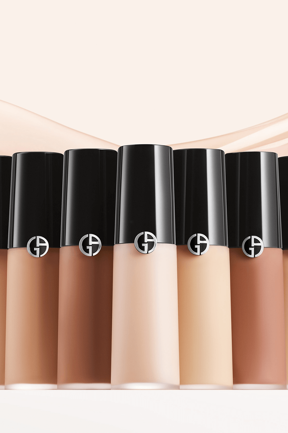 קונסילר לומינוס סילק למראה זוהר 15 ARMANI BEAUTY