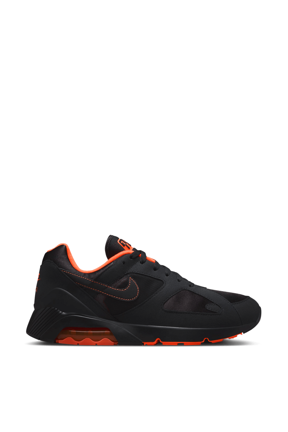 תמונה קידמית של נעלי סניקרס NIKE